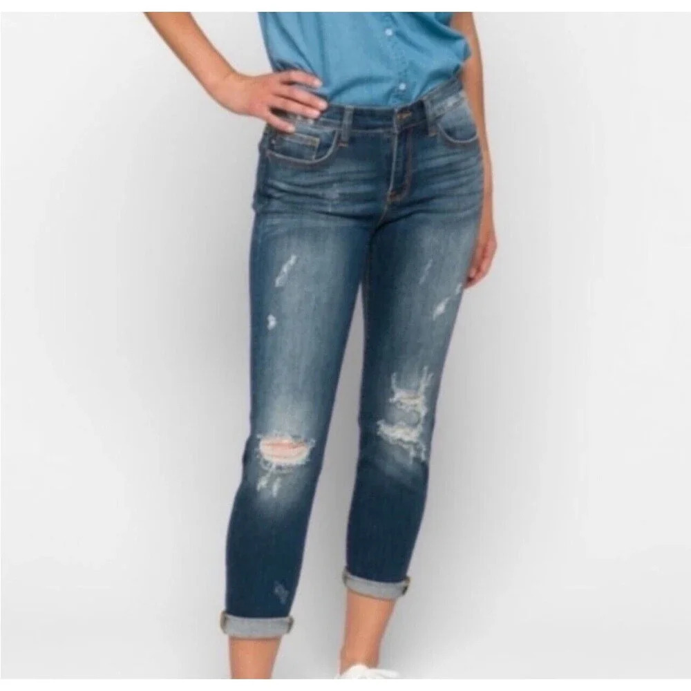 Judy Blue Relaxed Fit Mid-Rise‎ Distressed Jeans Size 13|31
